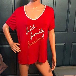 Independence Day top